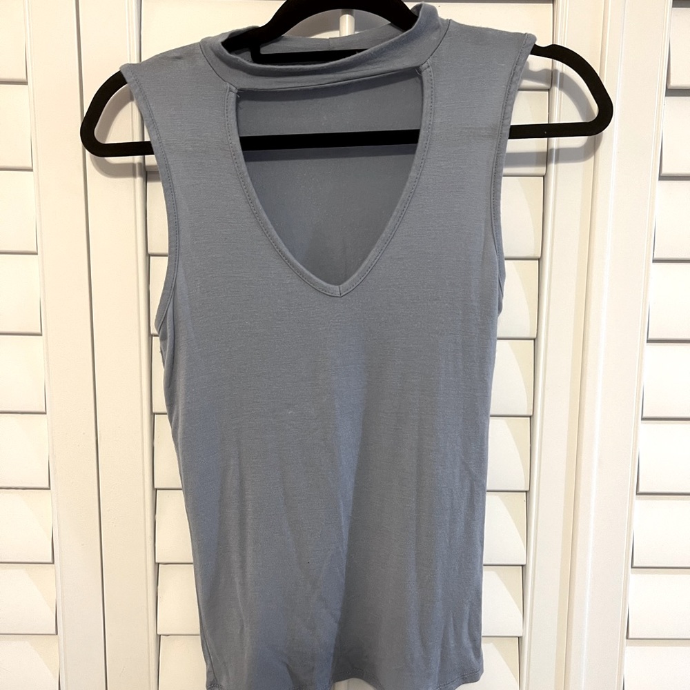 Rue21 Keyhole Tank Top!